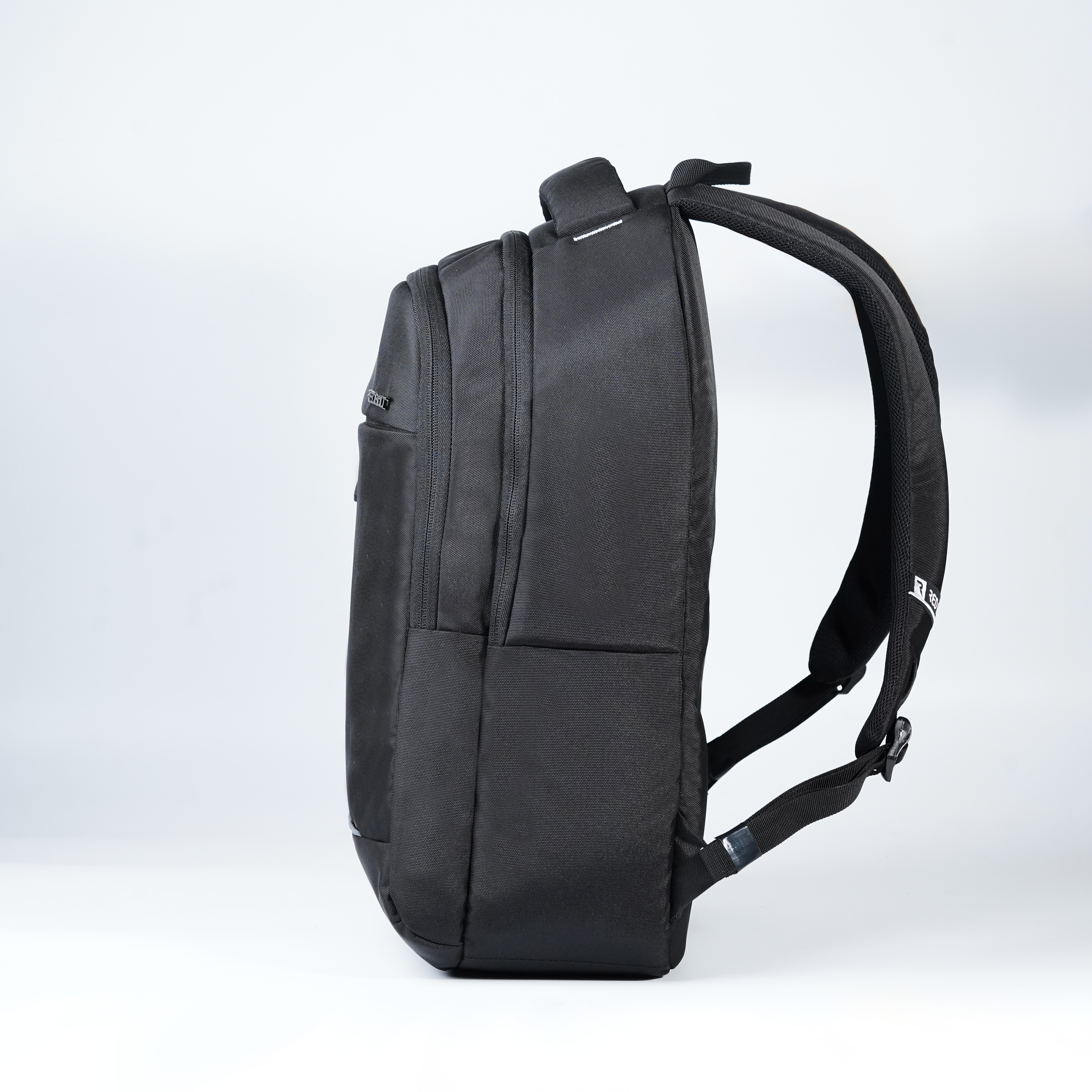 REDBOLT MERCURY 24L BACKPACK — Redbolt corporate gift, alternate view